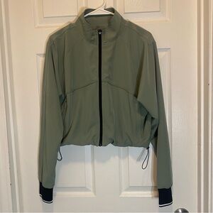 Fore-Té Club Attire Cropped Zip Jacket